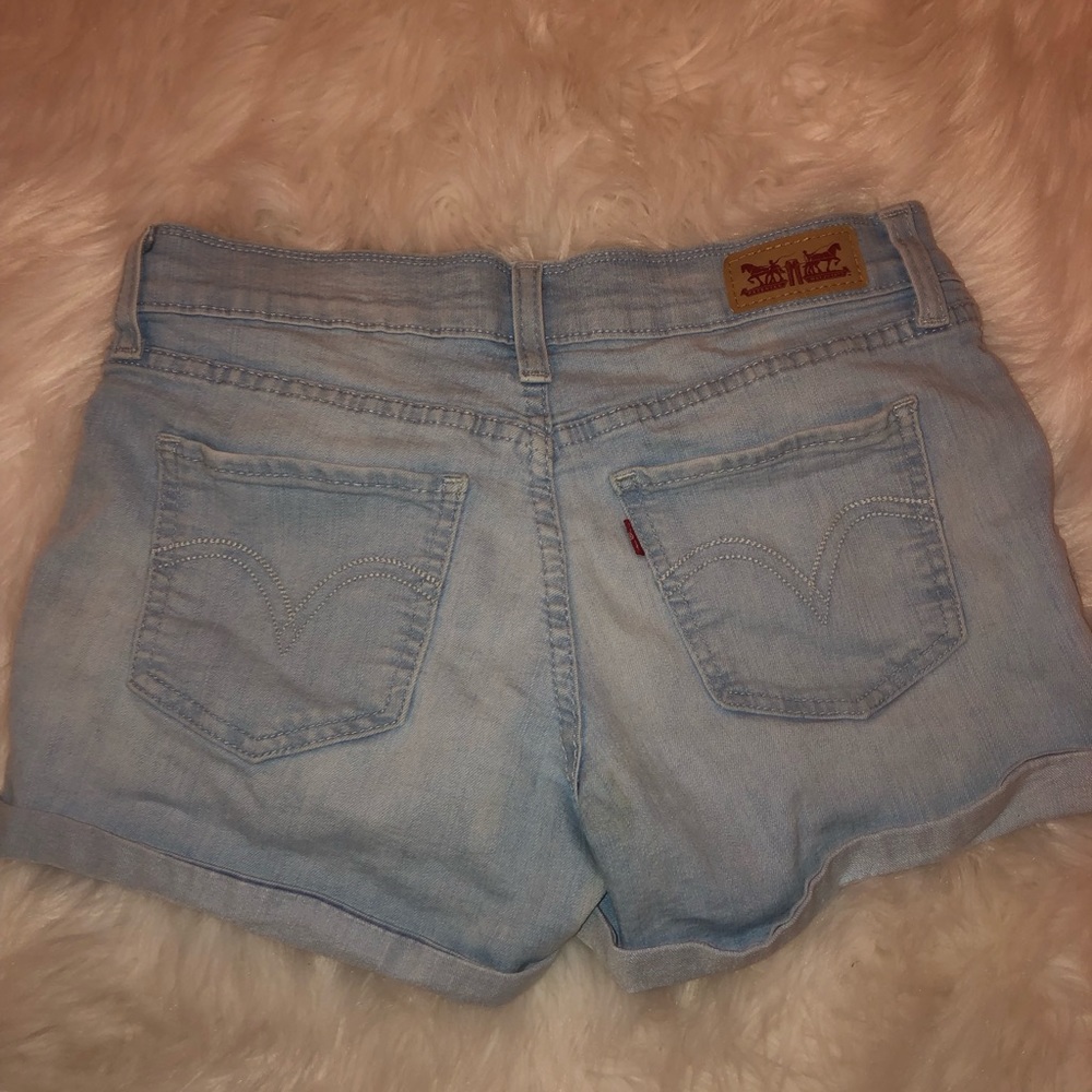 LEVIS SHORTS - Picture 2 of 5